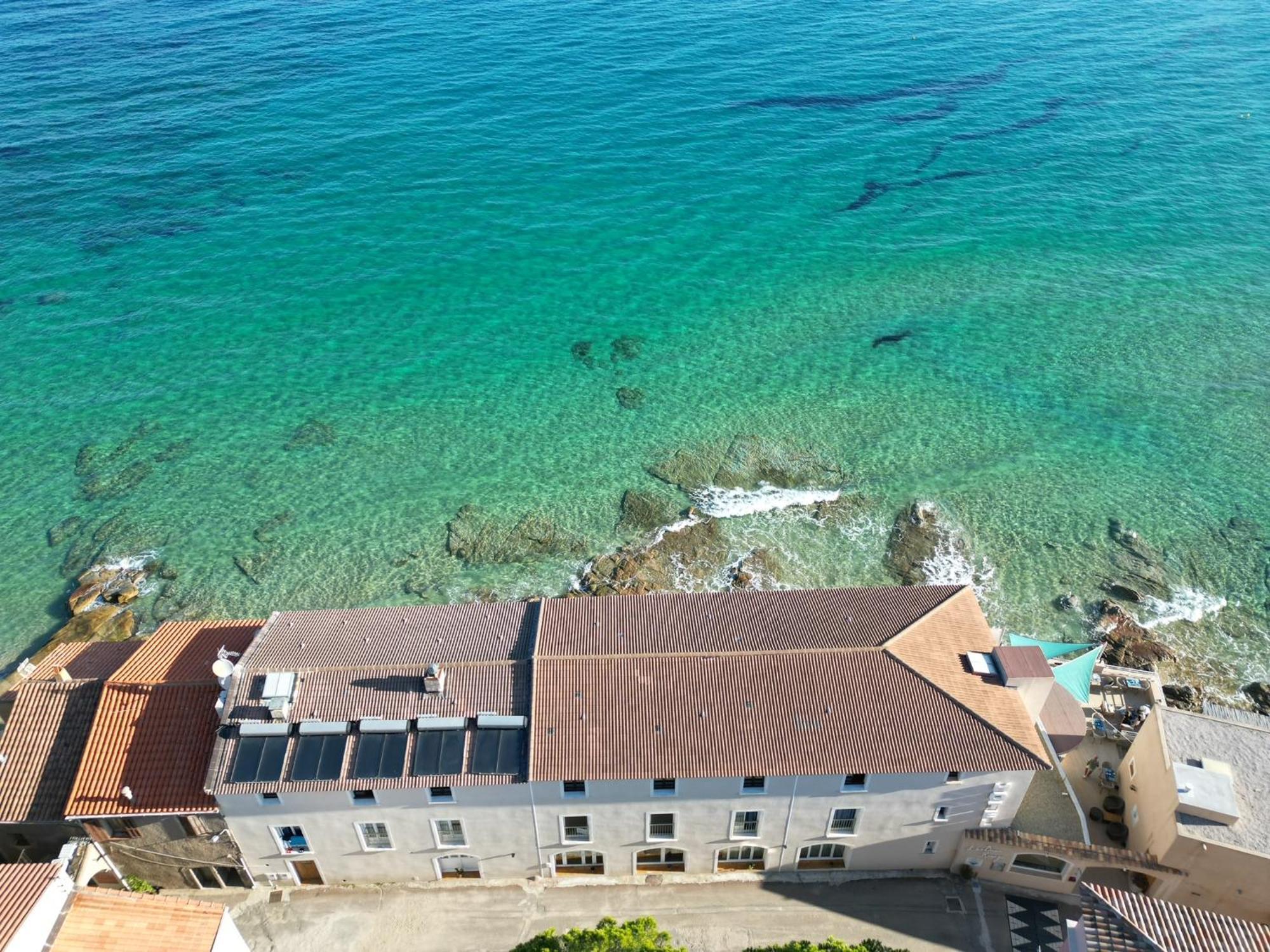 Hotel Beau Rivage Algajola  Buitenkant foto